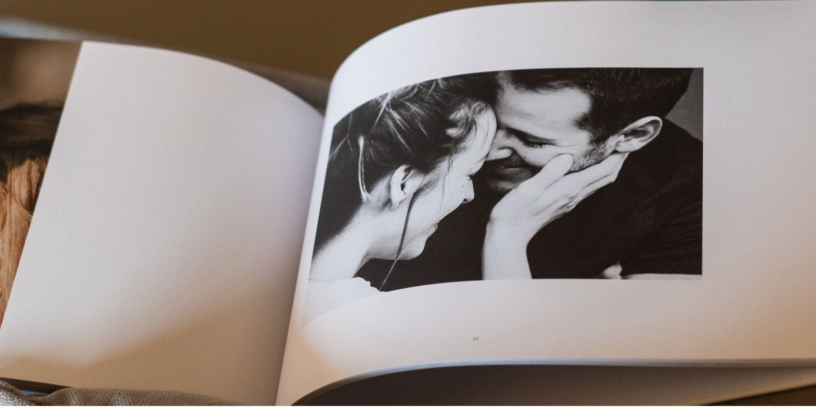 Photo albums, the best personalized gifts for couples