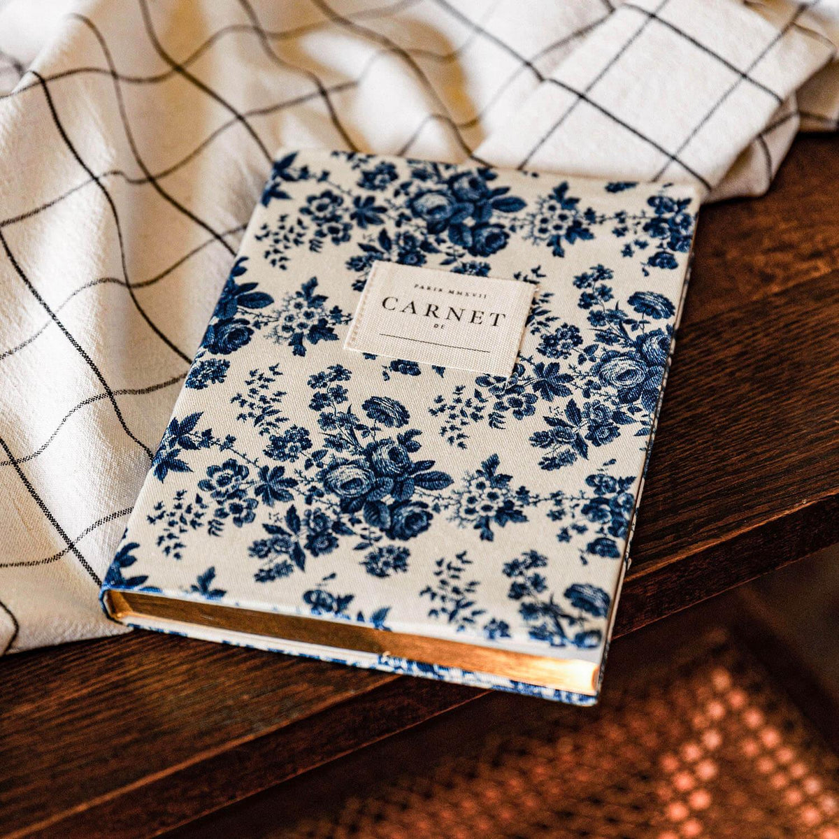 Carnet de notes à couverture en tissu à fleurs bleues - INNOCENCE